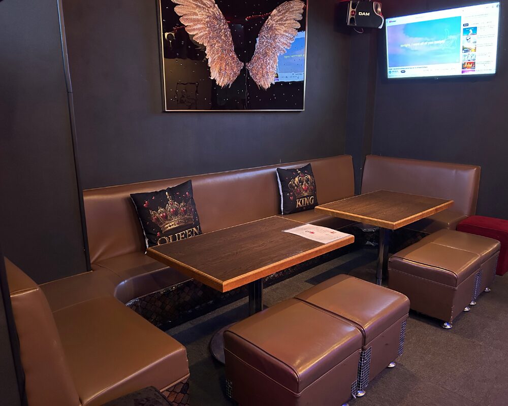 茨城県水戸市大工町リンナーバー&スナック店内