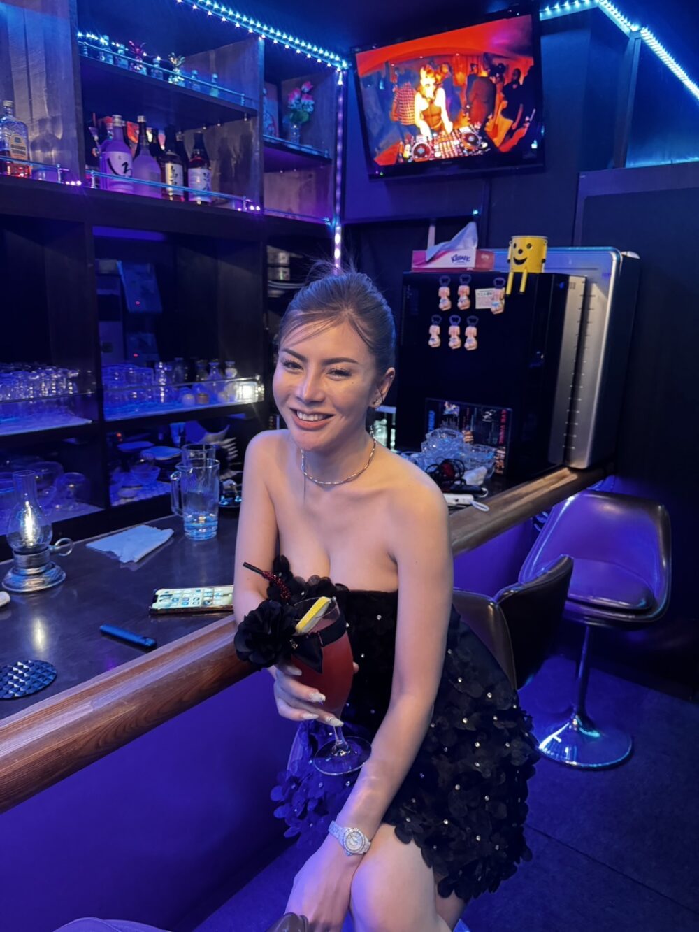 茨城県水戸市大工町リンナーバー&スナック・スタッフ